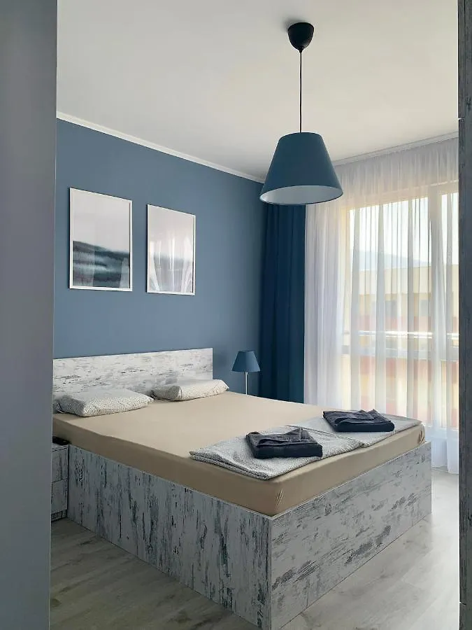 Blue Laguna Private Parking & 2 Bedrooms Apartment